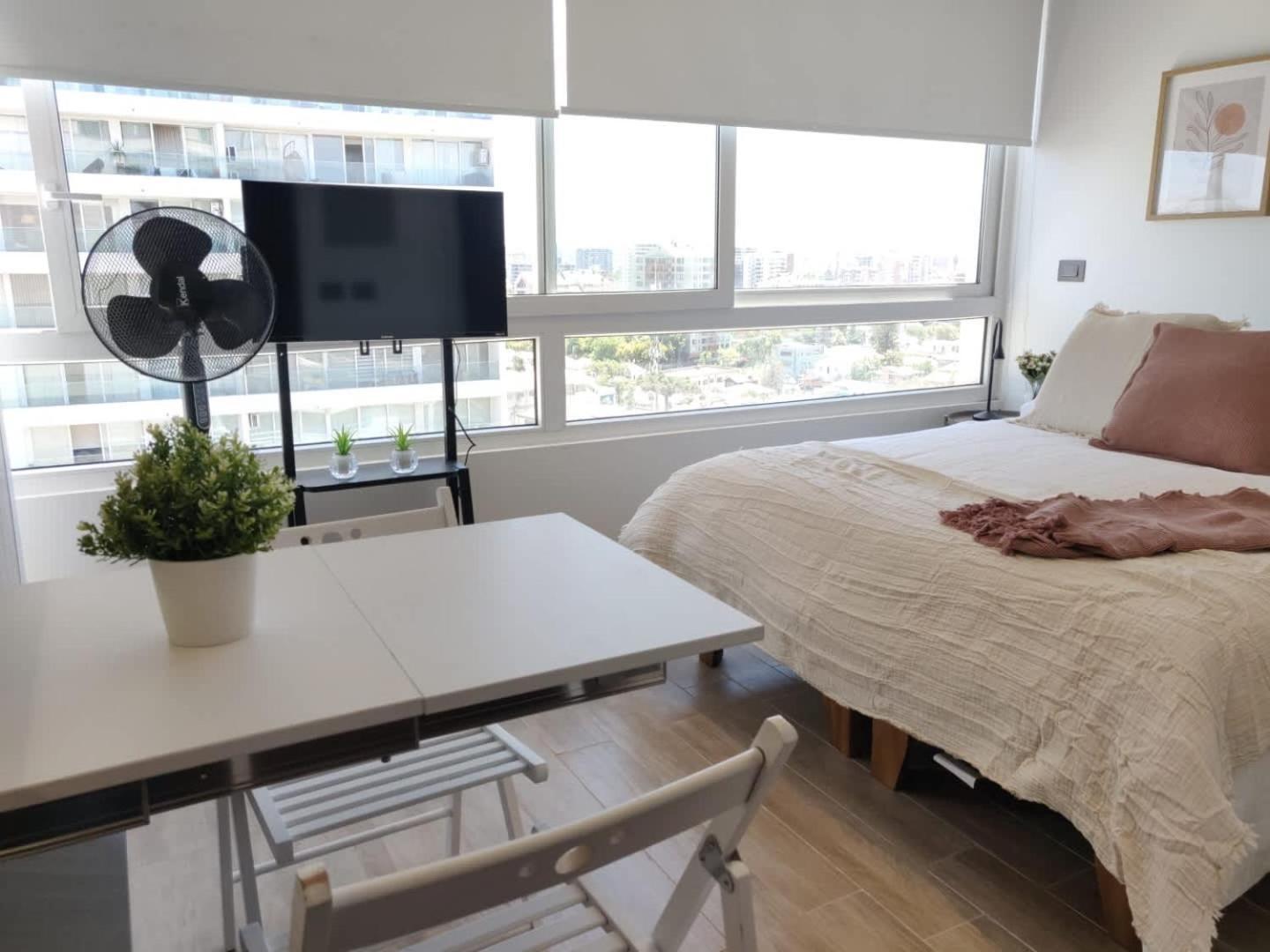 Apartment Chic In Vibrant Nunoa Santiago